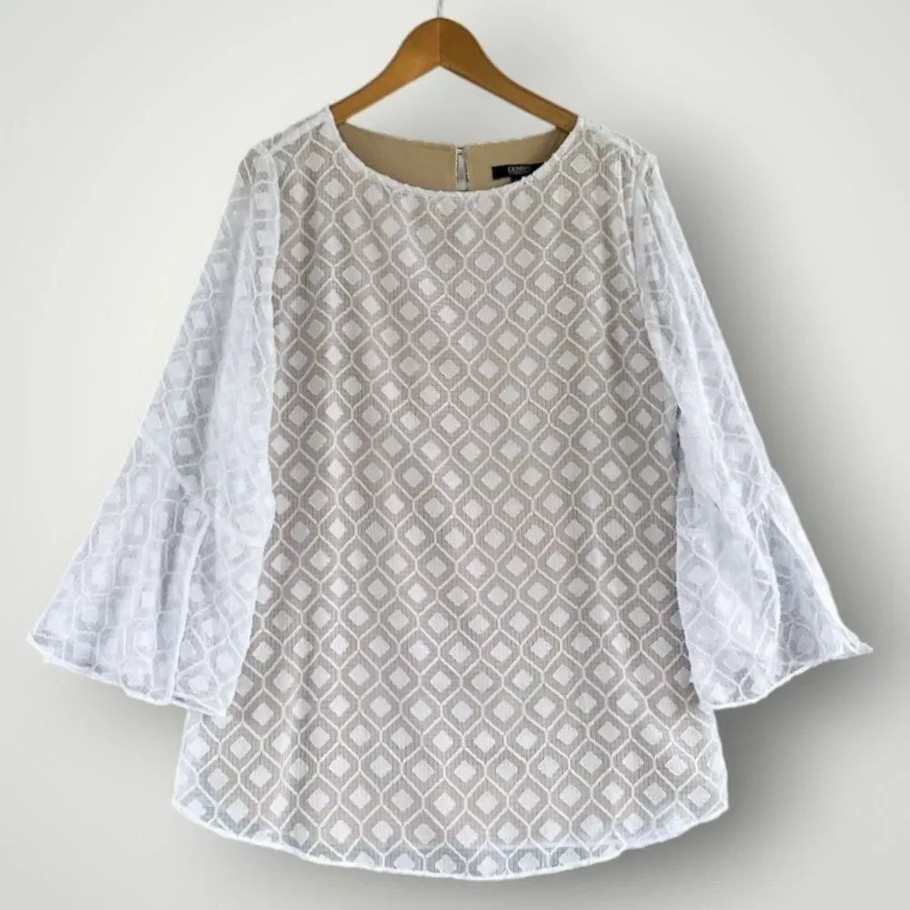 🎉5 for $45🎉 Dennis top blouse shirt size M